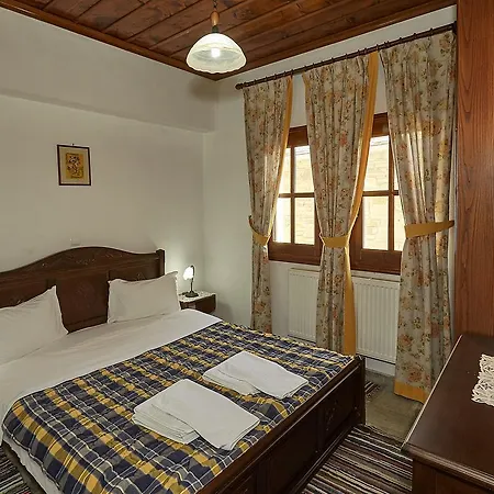 Atrapos Aparthotel
